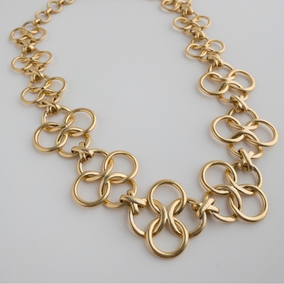 Stella & Dot Crosby Links Necklace Brushed Matte Gold Tone Floral Shape Pendant - Picture 7 of 11